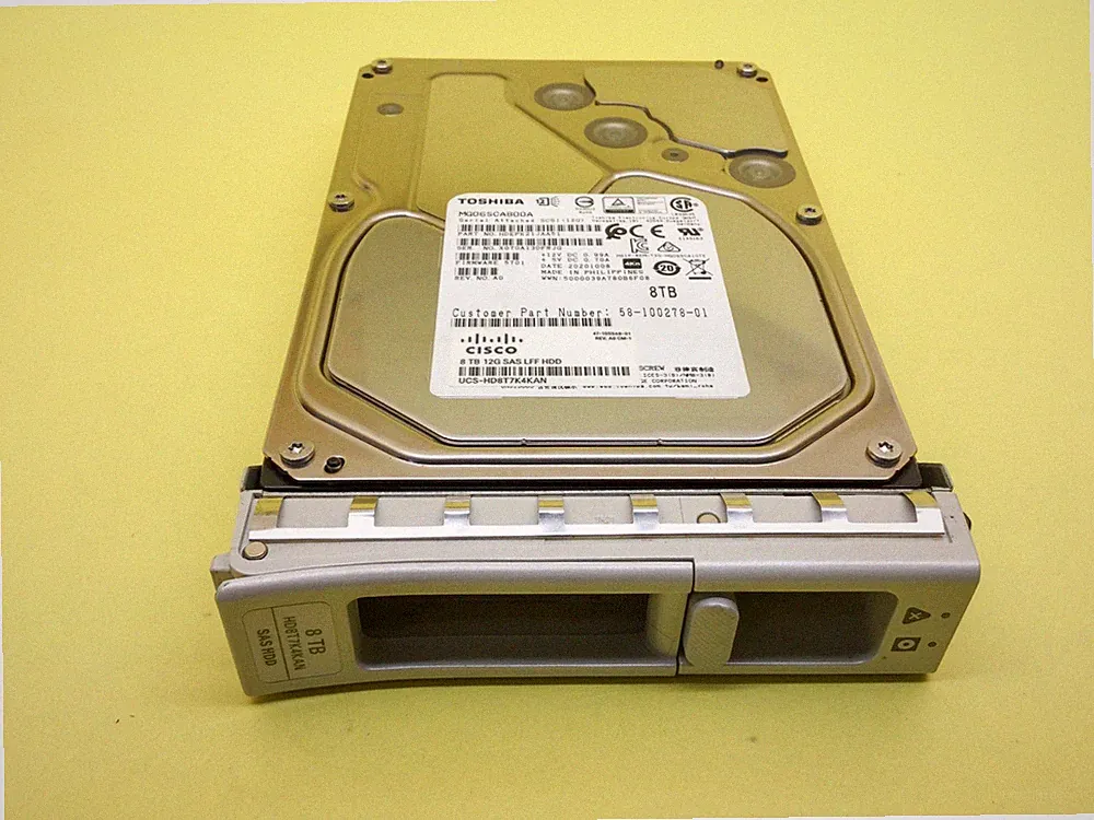 Cisco 8TB 7.2K NL SAS 12Gb/s 4Kn 3.5in HDD UCS-HD8T7K4KAN with tray