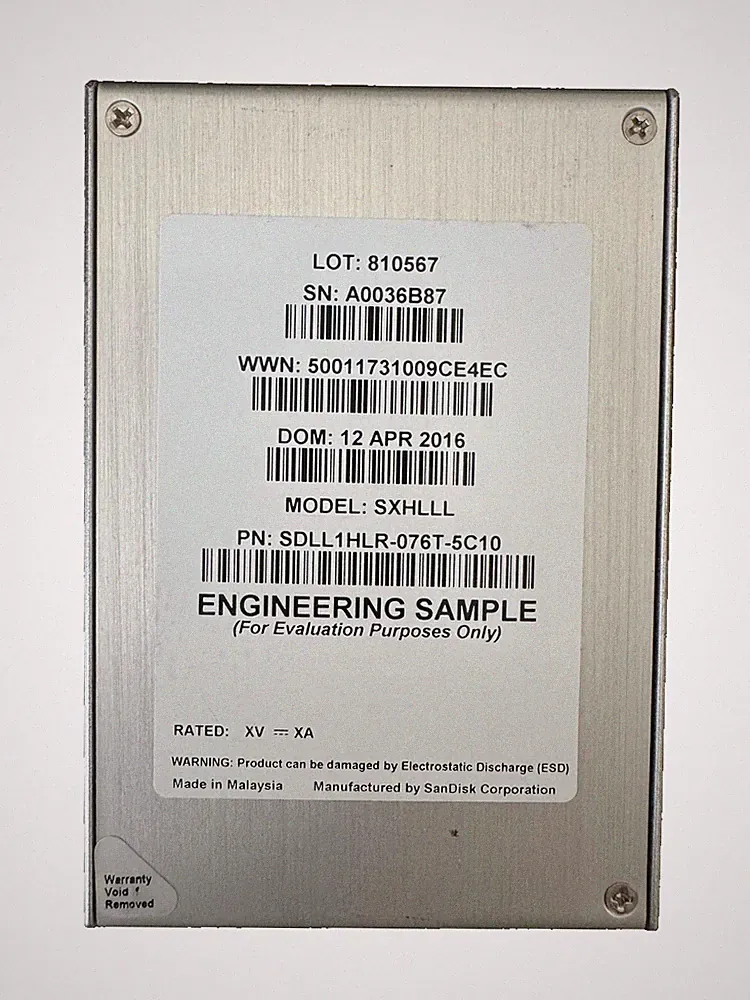 HPE SanDisk 7.68TB 2.5" SAS SSD 12Gbps/512b/s/Low Hours/Perfect 100% HEALTH
