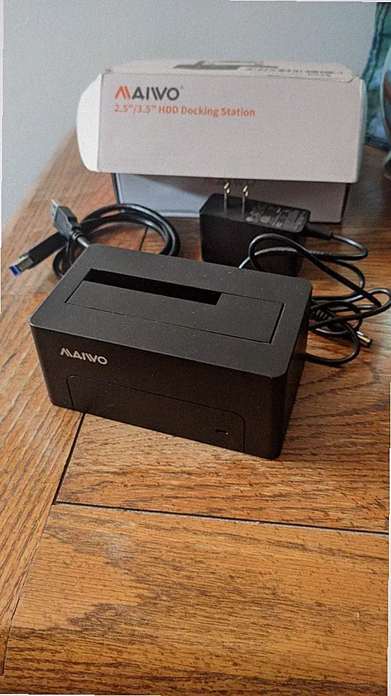 MAIWO 2.5 3.5 inch SAS Hard Drive Docking Station, 5Gbps with UASP, 18TB Capa...