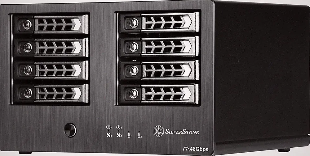 Silverstone Tek RL-TS821S 8 Bay 2.5" SAS/SATA Hard Drive Enclosure to Mini-SAS