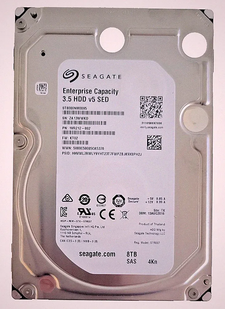 ST8000NM0095 Seagate Exos 7E8 8TB SAS3 12.0Gb/s 7K2 LFF Enterprise Hard Drive 4K